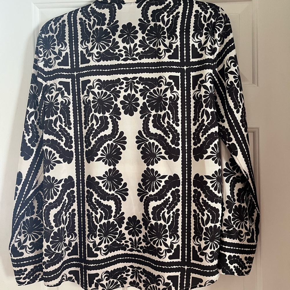 ANTONIO MELANI last season Monochrome Floral Top - Picture 2 of 3